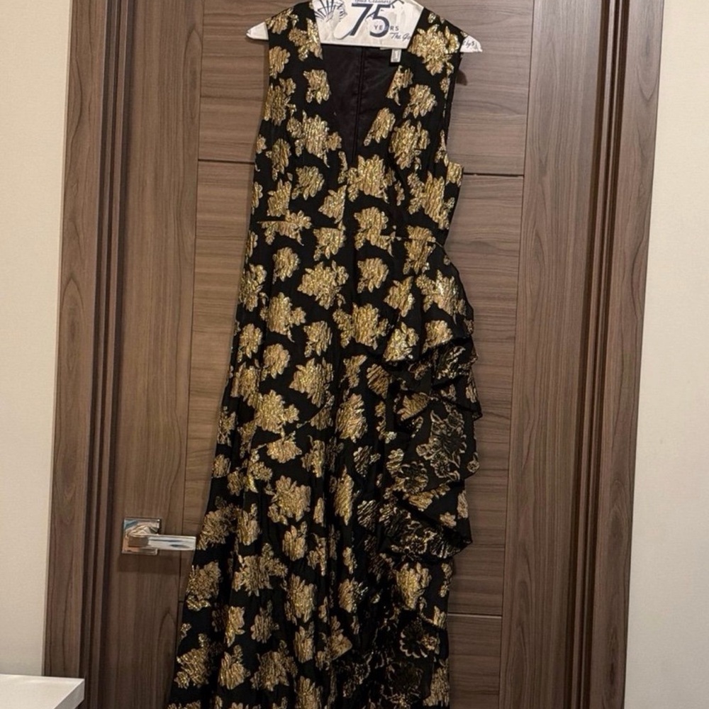 Badgley Mischka Black and Gold Maxi Dress